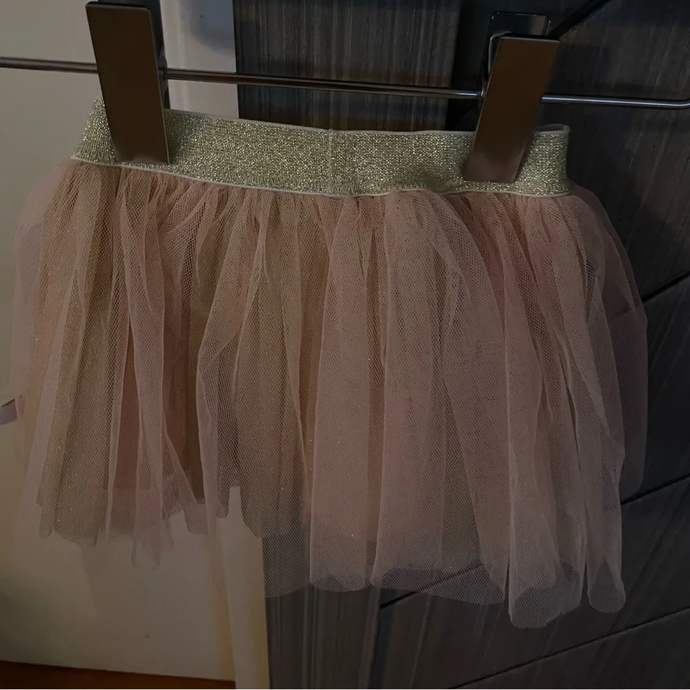 NWT Rosie Pope Girls' Mesh Tutu Blush Rose Gold & Gold Size 12M